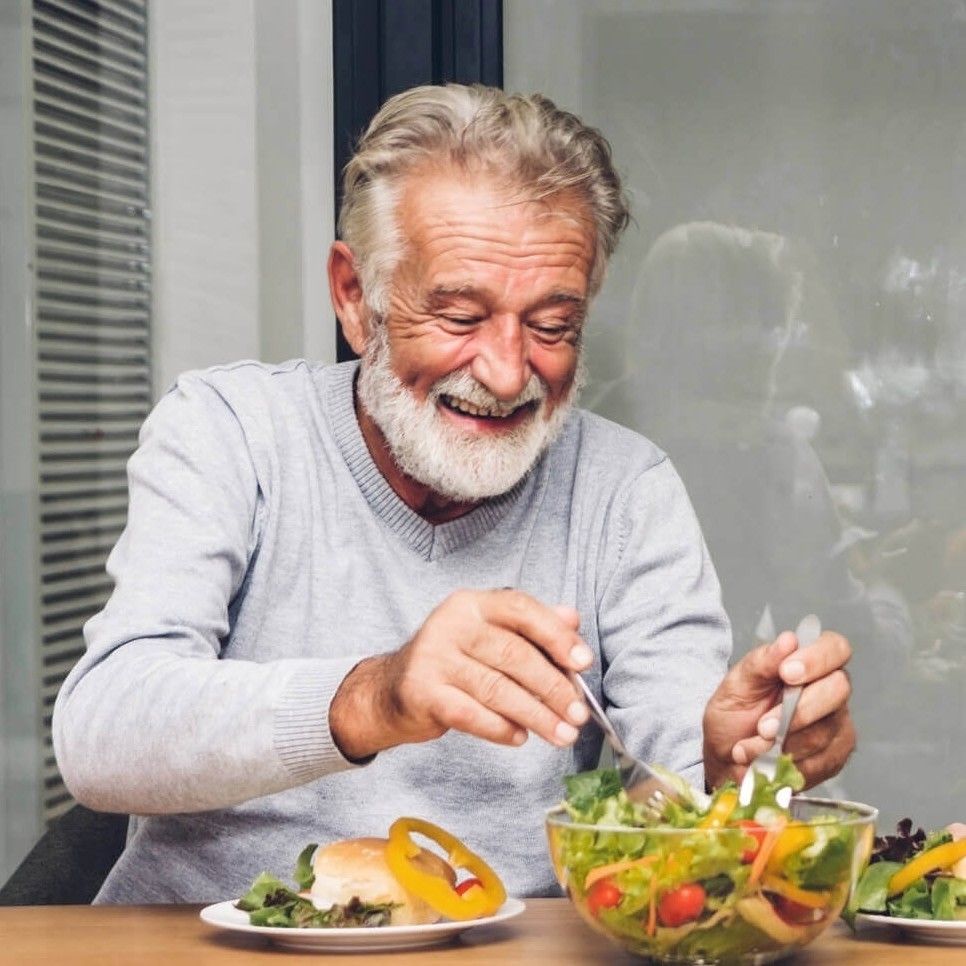 Bien vieillir, habitudes de vie, vivre plus longtemps, prévenir les maladies chroniques, autonomie, activité physique, saine alimentation, alzheimer,